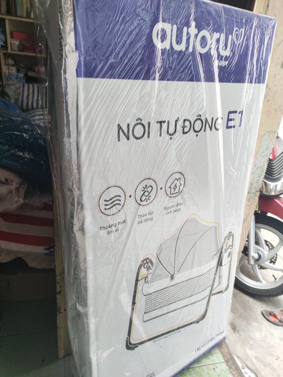 Nôi đưa võng tự động sức đưa 22 kg xanh
