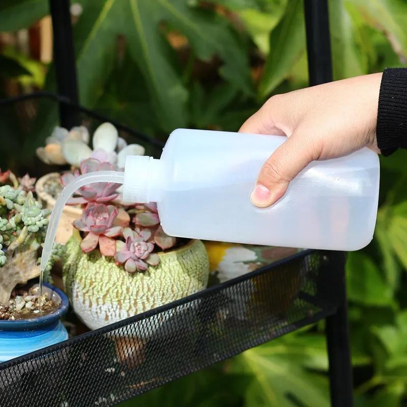 Bình đựng nước tưới cây dung tích 250/500/1000ml