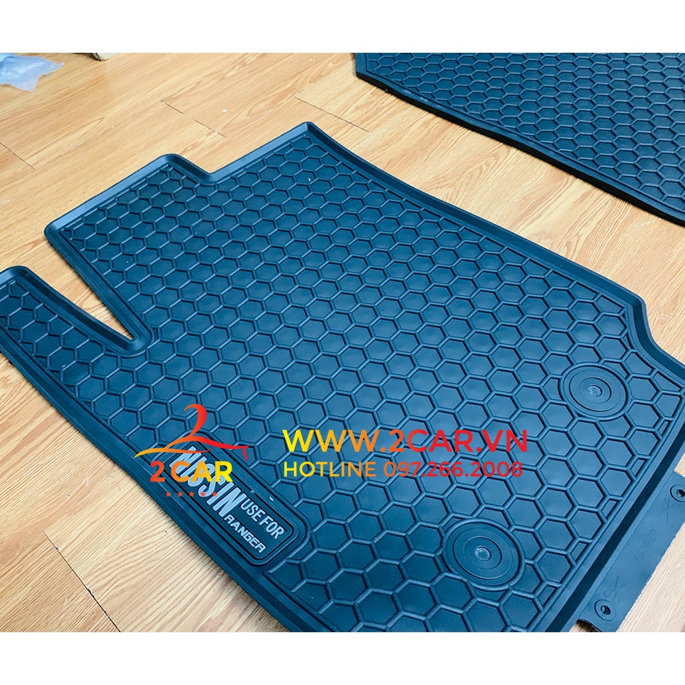 Thảm sàn, lót sàn xe Ford Ranger 2015-2021, Sàn cao su vân tổ ong cao cấp - mẫu Nissin chữ Trắng