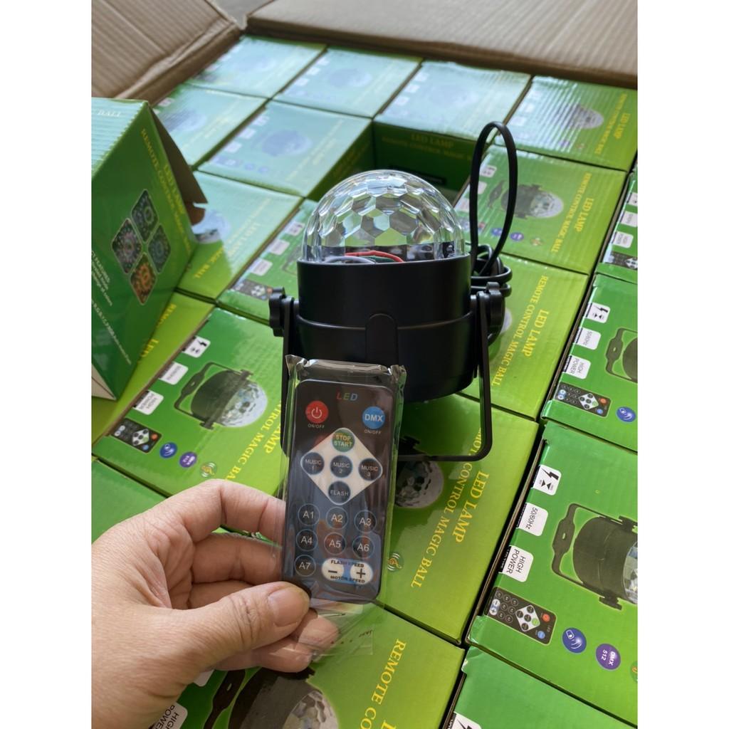 Đèn LED sân khấu, bar, vũ trường chớp 7 màu, hiệu ứng nhấp nháy xoay theo nhạc có remote điều khiển
