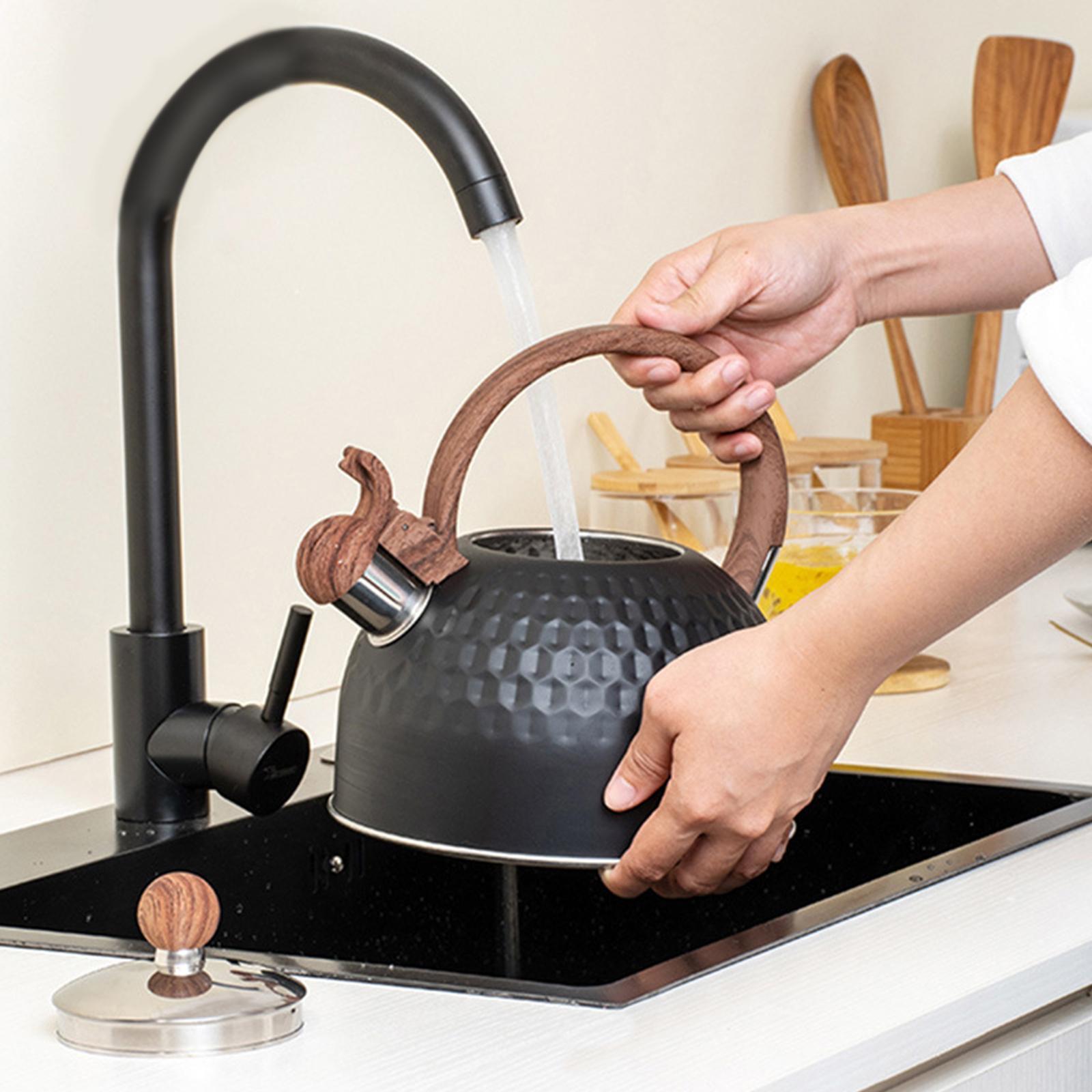 Whistling Tea Kettle 2.5L Supplies Top Kettle Hammer Pattern W/Handle Large Capacity Tea Pot Teakettle for Stovetop Cooker Kitchen Stoves