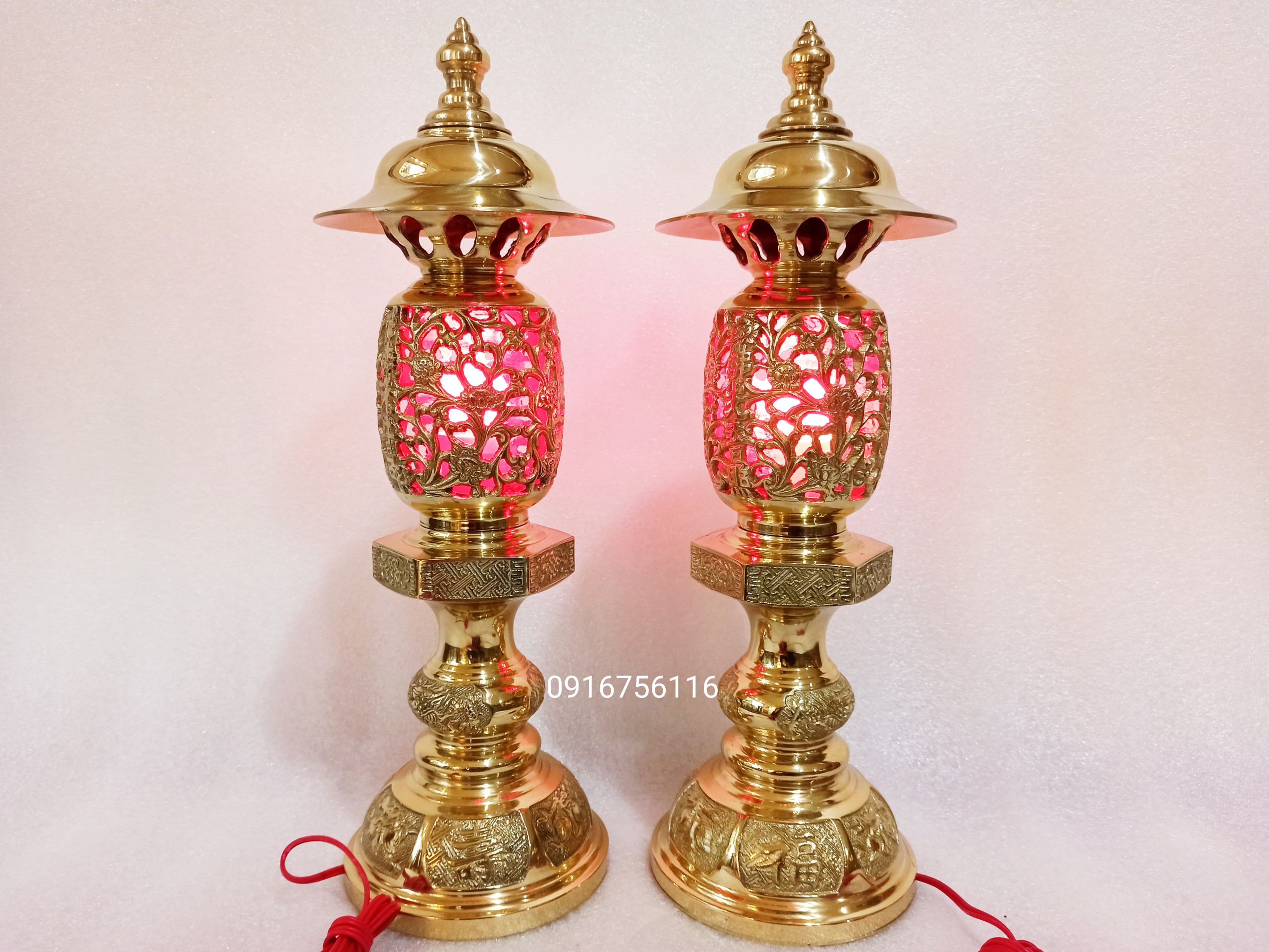 Đèn thờ đồng vàng cỡ đại, đèn thờ điện cỡ lớn, đèn thờ gia tiên cỡ đại- Đồ đồng Nguyệt Ánh