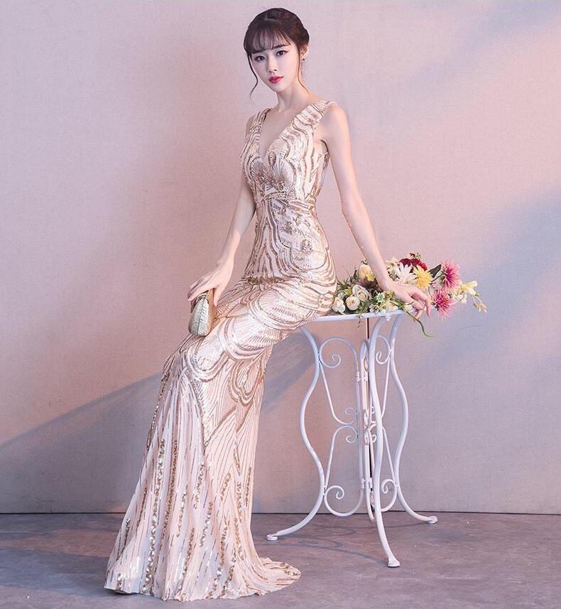 ĐẦM DẠ HỘI CỔ V ĐÍNH KIM SA - HN1482
