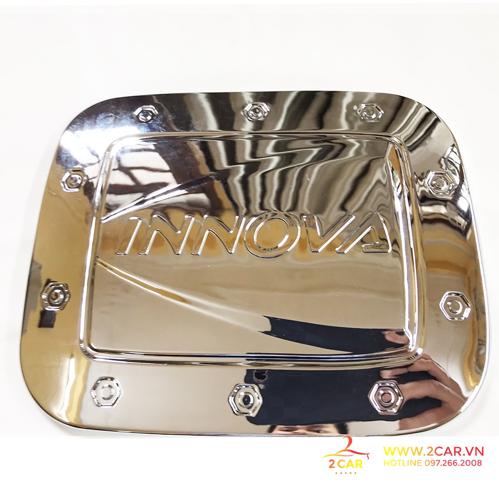 Ốp nắp bình xăng xe Toyota Innova 2008- 2015 mạ crom cao cấp, sáng bóng