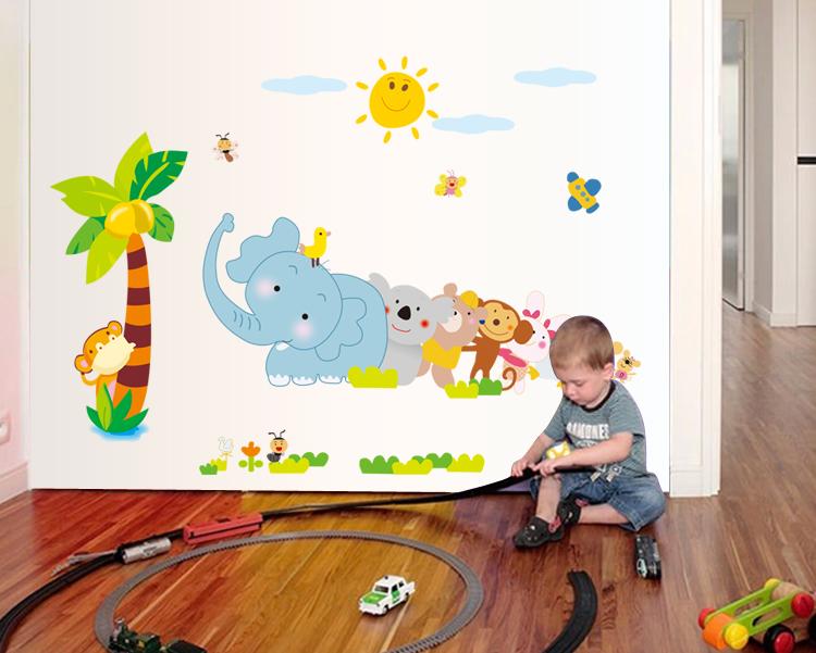 [ Size Lớn ] Decal dán tường kết hợp Các con thú và Chân Tường Động Vật AY639+XL7181