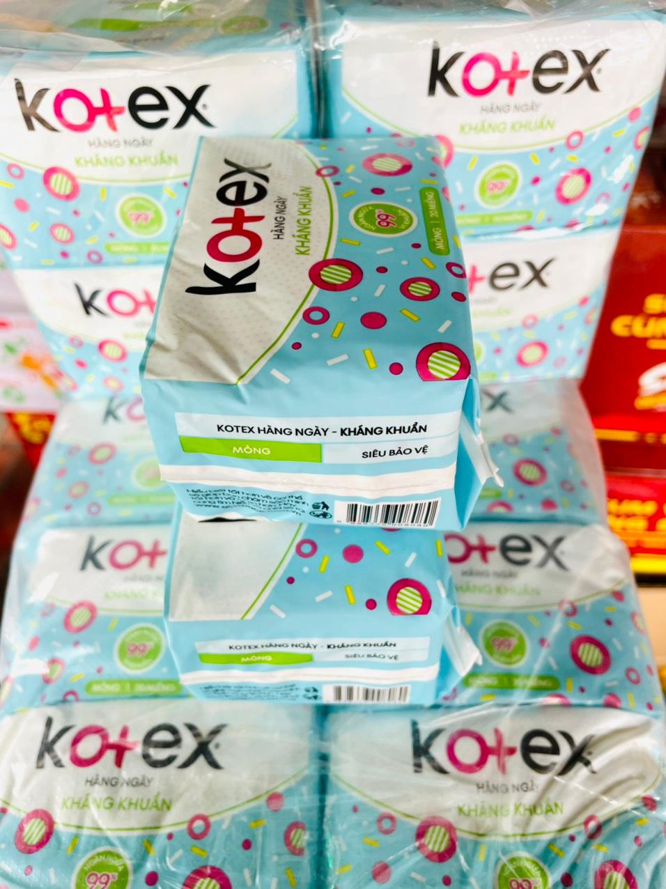 2 Gói Băng vệ sinh Hàng Ngày Kotex siêu mềm kháng khuẩn 99%  2 x 20 miếng