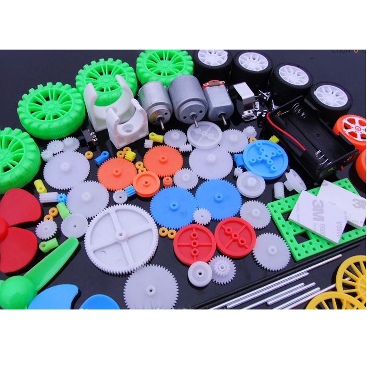 Bộ DIY 112 món gồm bánh xe, động cơ, cánh quạt, khay pin, trục và bánh răng các loại