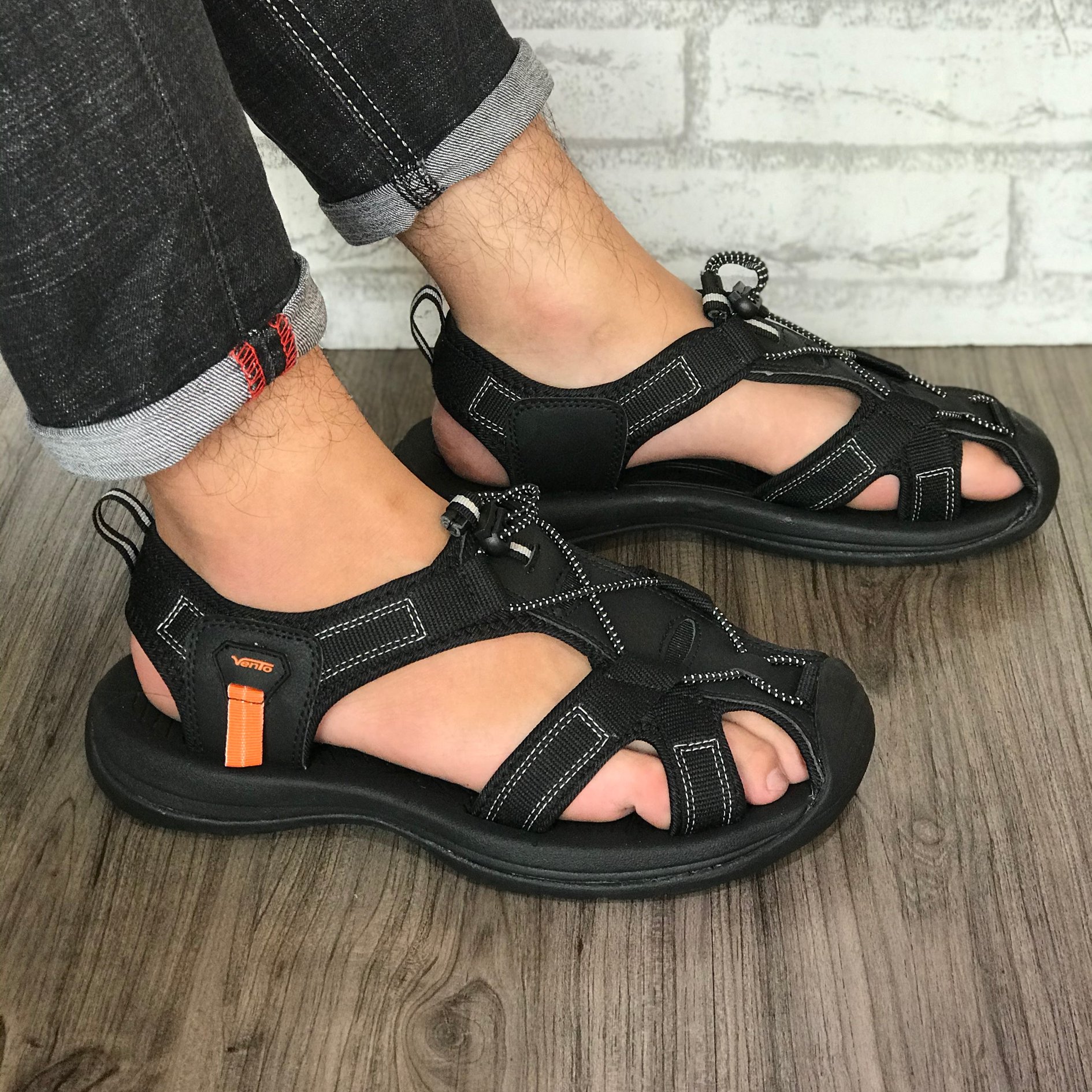 Giày Sandals Vento Nam Bít Mũi Dã Ngoại Trekking SD7606