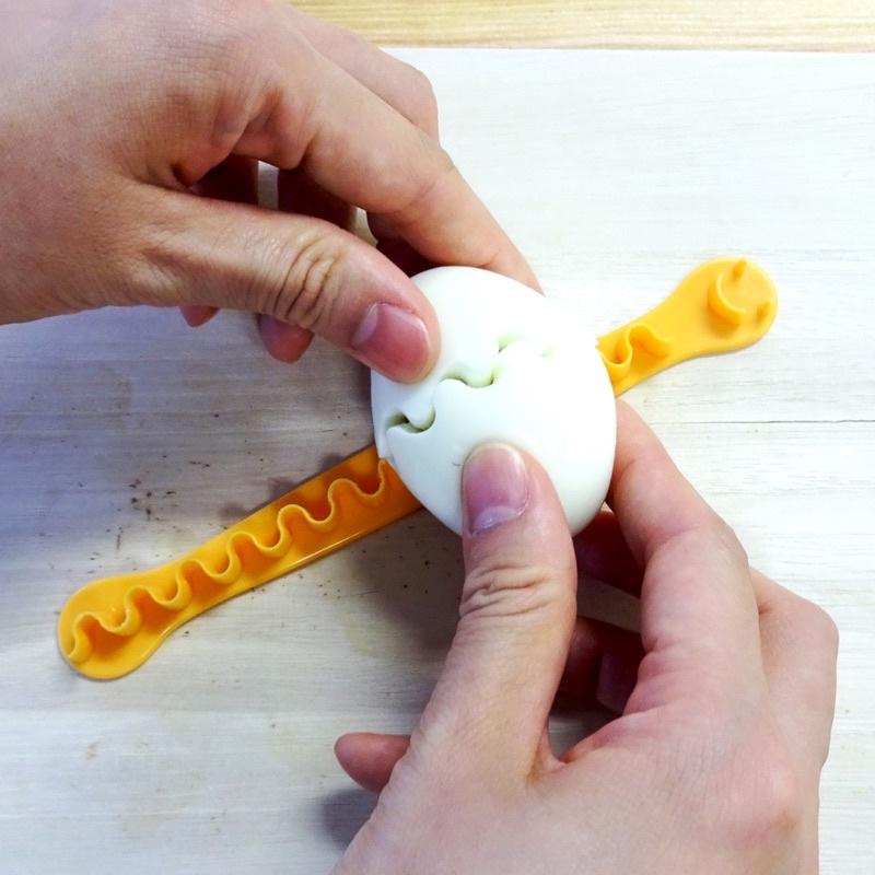 Dụng cụ cắt tạo hình trứng luộc Kokubo 2 kiểu