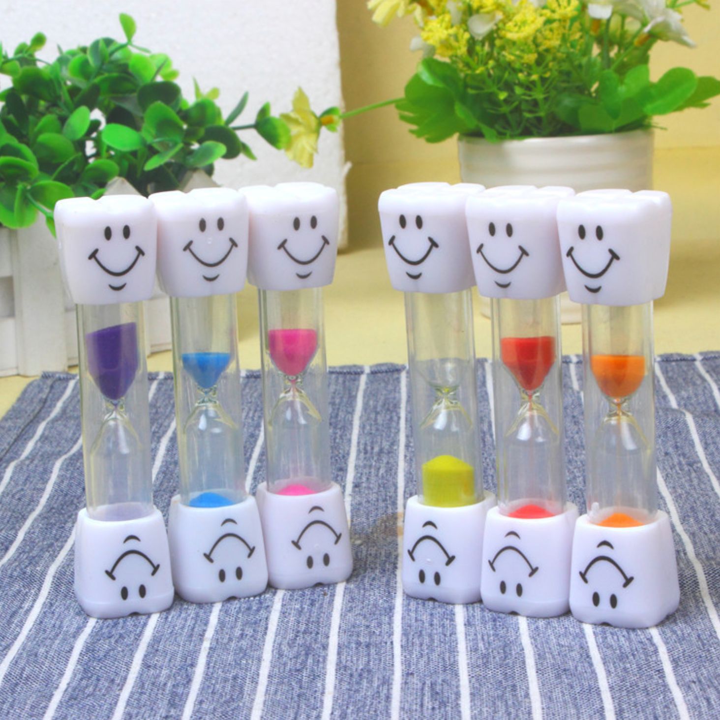 Đồng hồ cát hình mặt cười độc đáo thời gian 3 phút