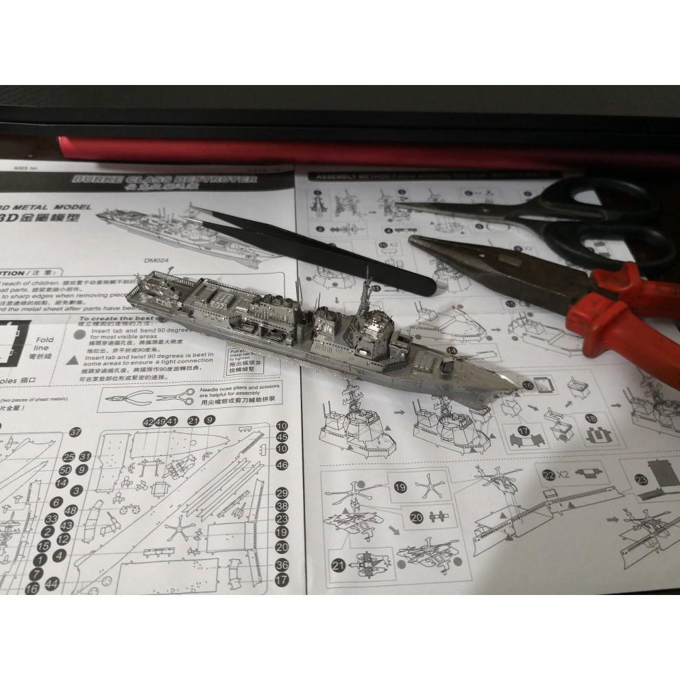 Mô Hình Lắp Ráp 3d Tàu khu trục lớp Arleigh Burke - USS Pinckney