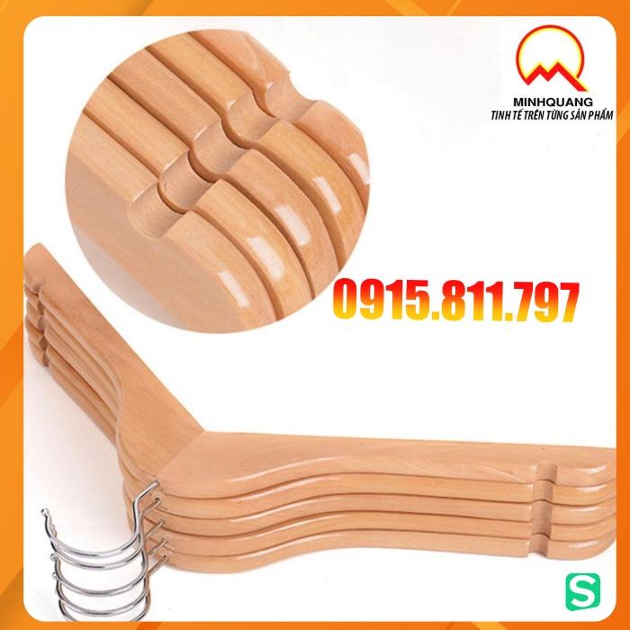Moc treo quan ao - móc gỗ vàng cổ tròn treo quần áo nam, nữ kt rộng vai 44cm, rãnh chống trơn tuột 2 bên, đầu mắc xoay
