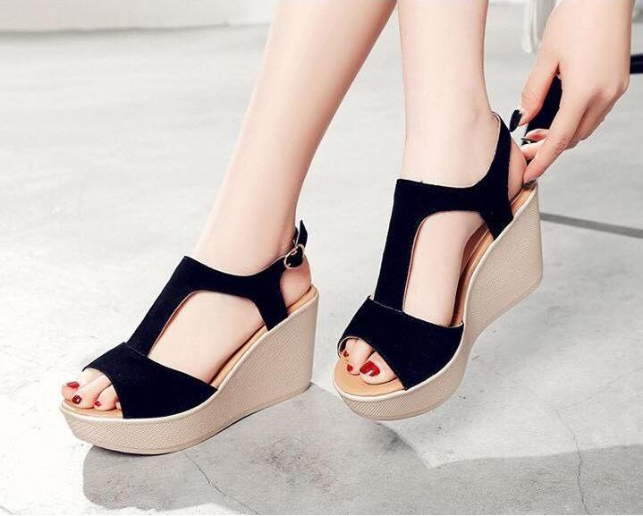 Giày Sandal Đế Xuồng Quai Bản nối T