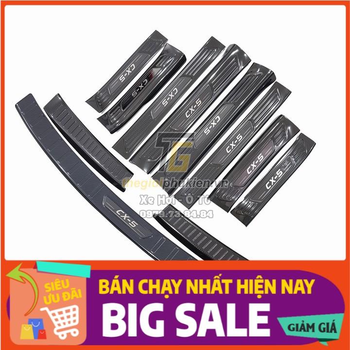 COMBO Nẹp bước chân và ốp chống trầy cốp Mazda CX5, CX-5 2018-2020 vân Carbon