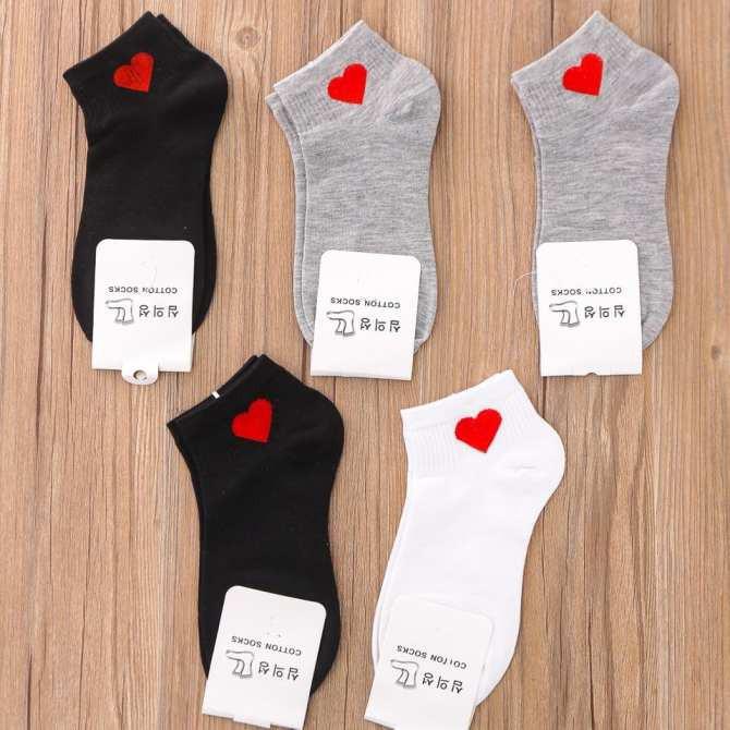 Combo 5 đôi tất trái tim thời trang, năng động - DMA store