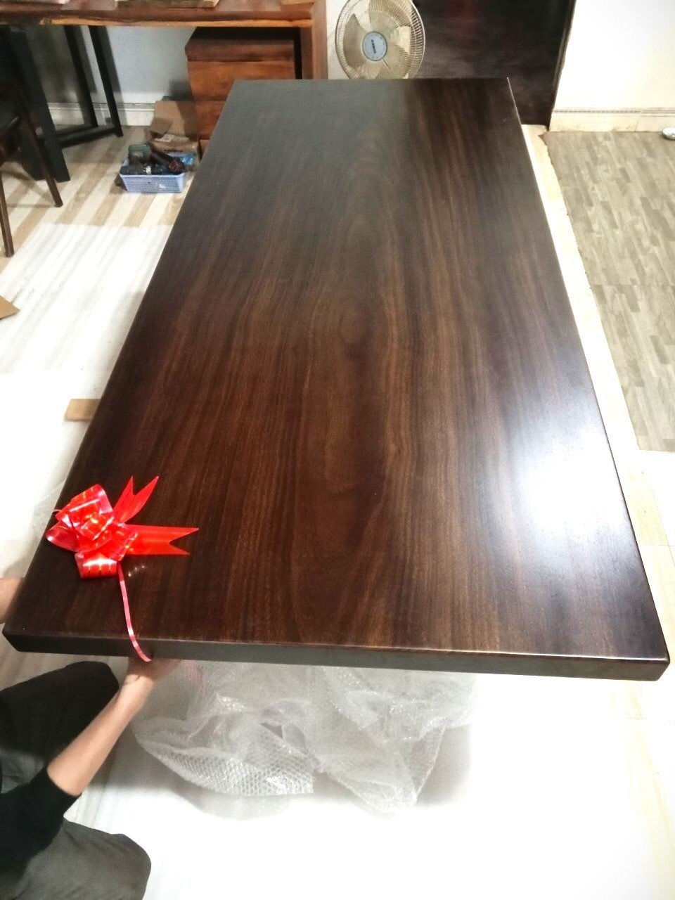 Bàn ăn 1m4 gỗ Lim Tali nhập khẩu - dày 6cm