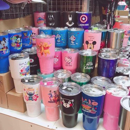 Combo Ly giữ nhiệt Thai Lan Yeiti 900ml theo màu logo ngẫu nhiên