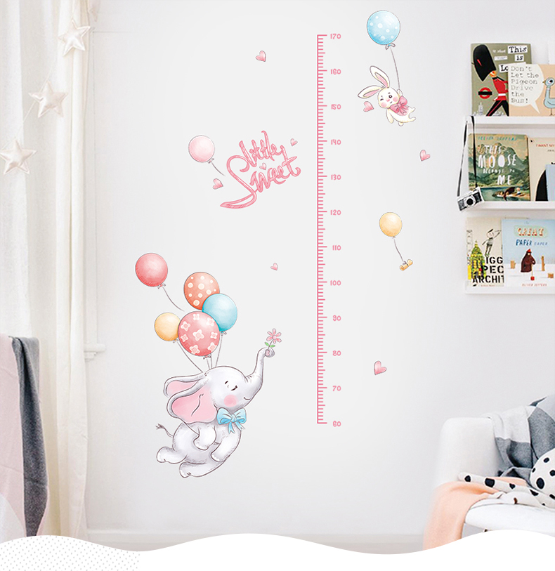 Decal dán tường thước đo chiều cao Chú voi bay màu hồng dễ thương