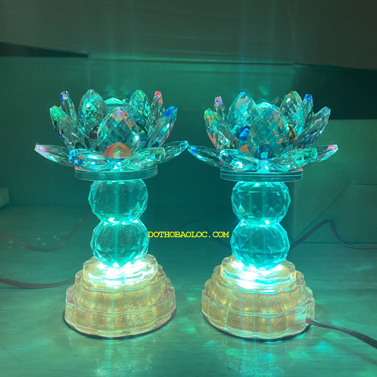 Đèn pha lê hoa sen 2cục bông cao cấp nhập khẩu từ Đài Loan cao 16cm