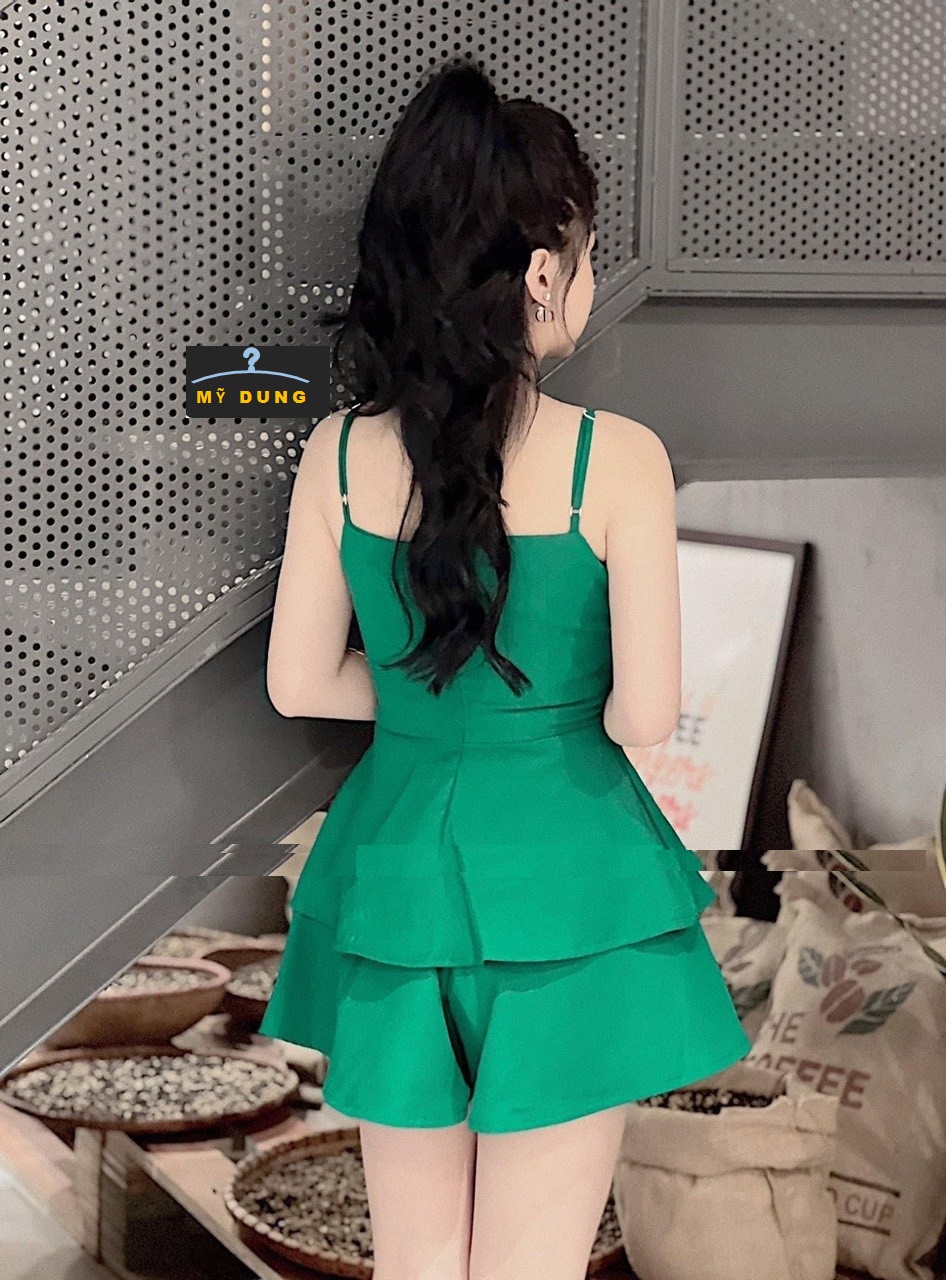 SET ÁO 2S ĐÍNH NƠ+ QUẦN SHORT TIỂU THƯ NHẸ NHÀNG, NHƯNG KHÔNG KÉM PHẦN GỢI CẢM