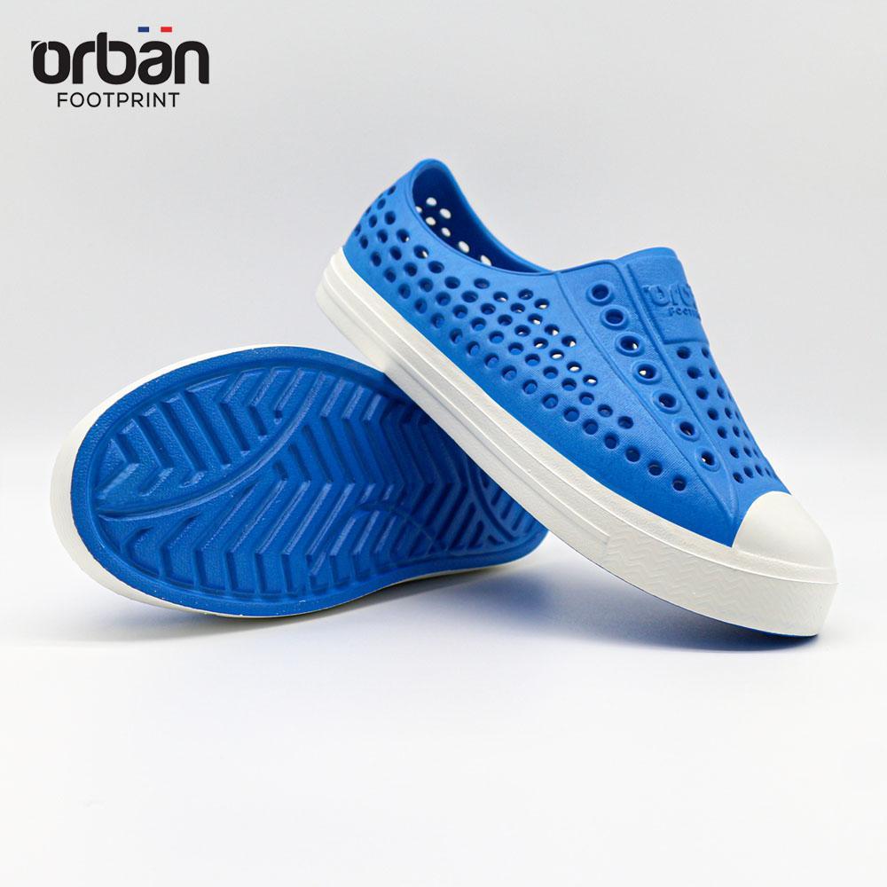 Giày nhựa lỗ đi mưa đi biển-Chất liệu siêu nhẹ, chống nước dành cho trẻ em-Xanh coban trắng