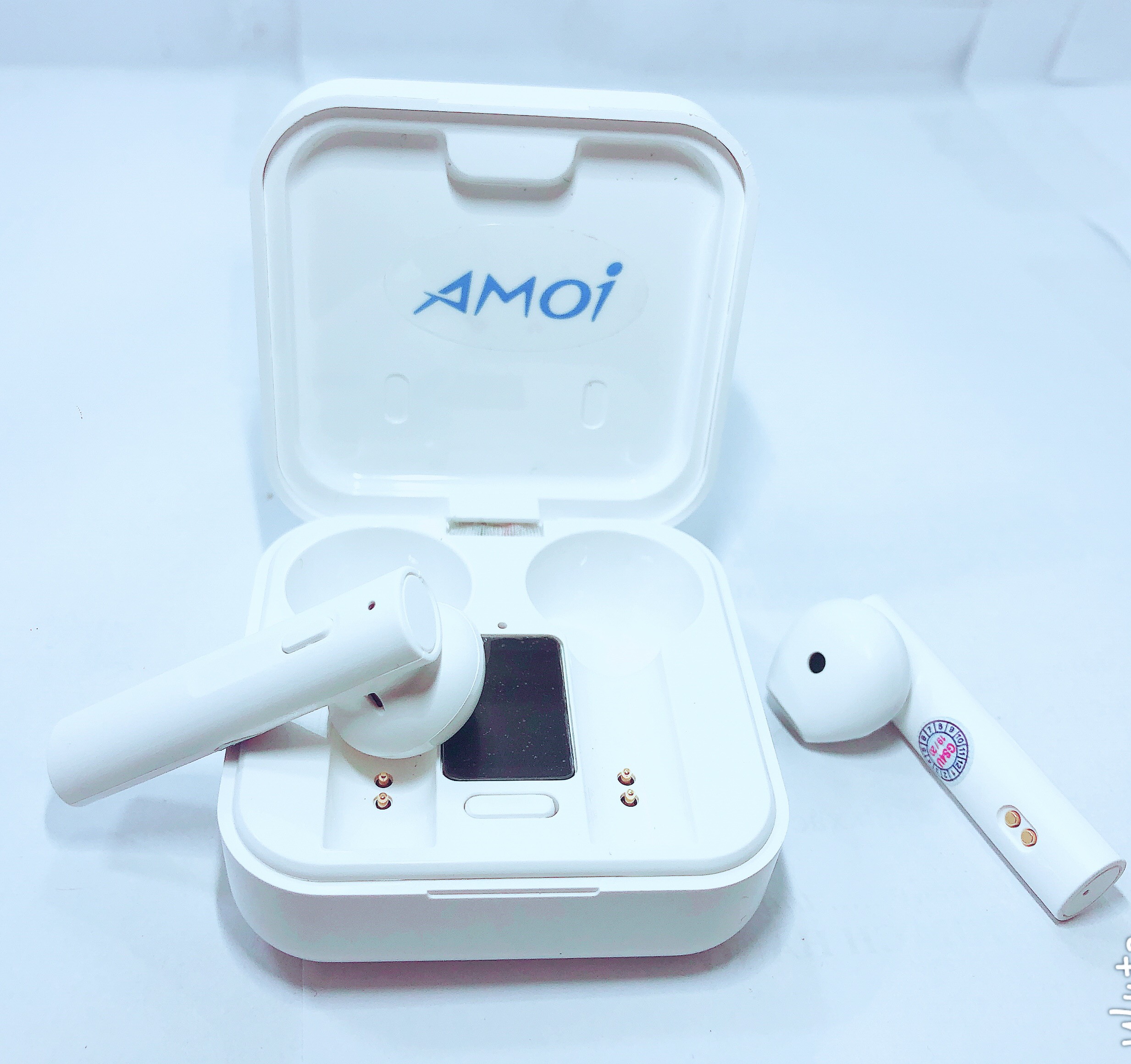 Tai nghe bluetooth không dây AMOI Air 6 Plus hỗ trợ sạc bằng năng lượng mặt trời, bluetooth 5.0, chống nước IP4, nghe nhạc và đàm thoại-Hàng chính hãng