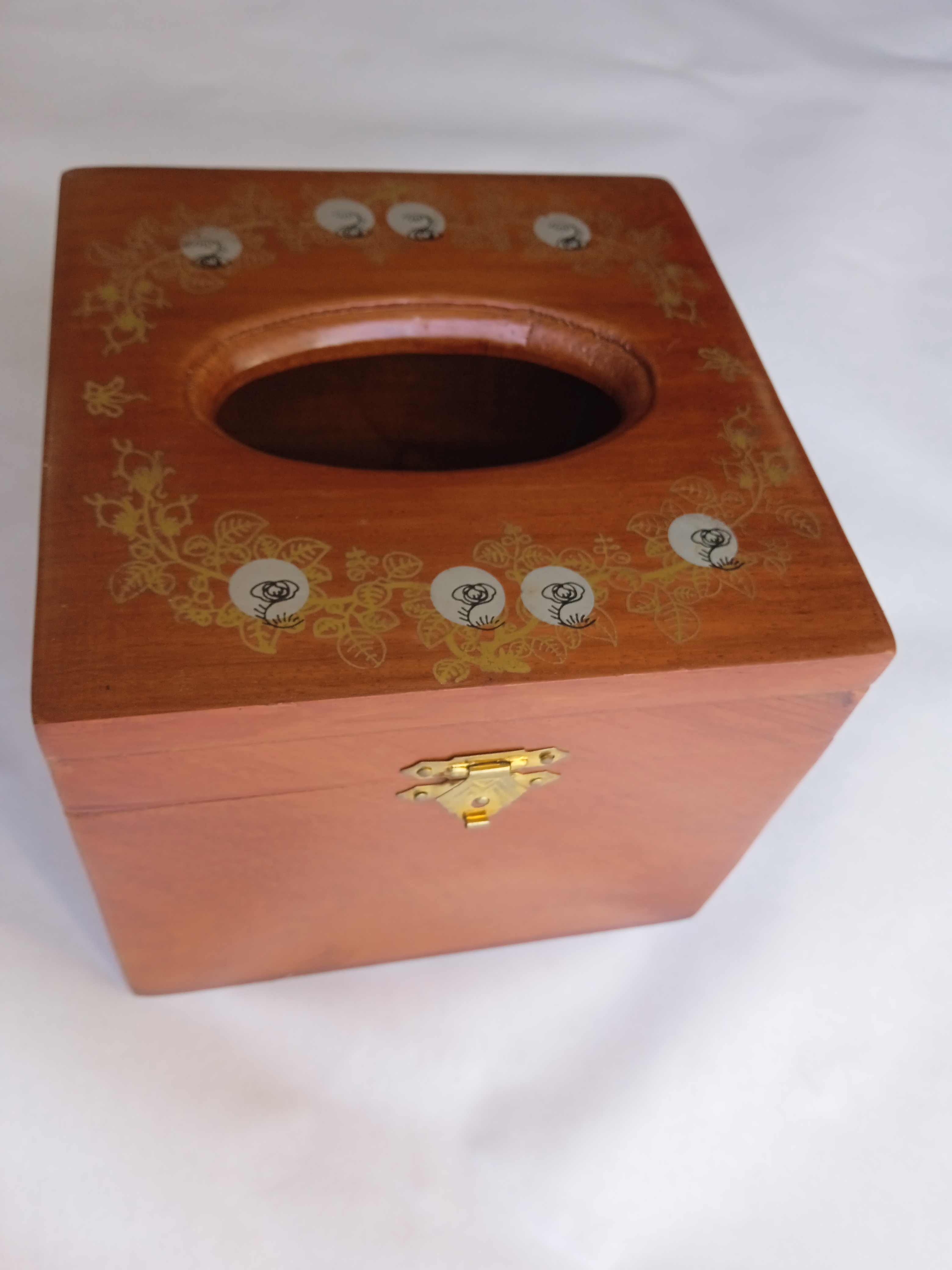 Hộp đựng giấy ăn NH HOME vuông gỗ hương.