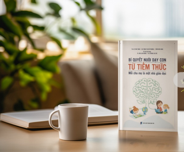 Sách BÍ QUYẾT NUÔI DẠY CON TỪ TIỀM THỨC