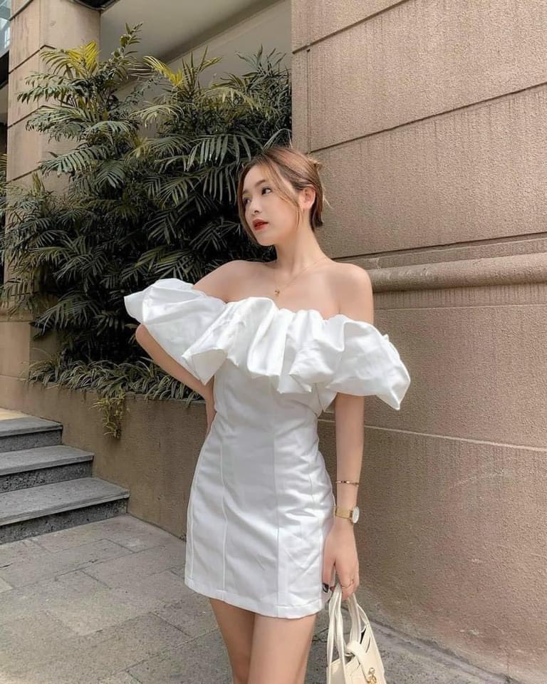 Đầm body trễ vai bèo trắng sang trọng