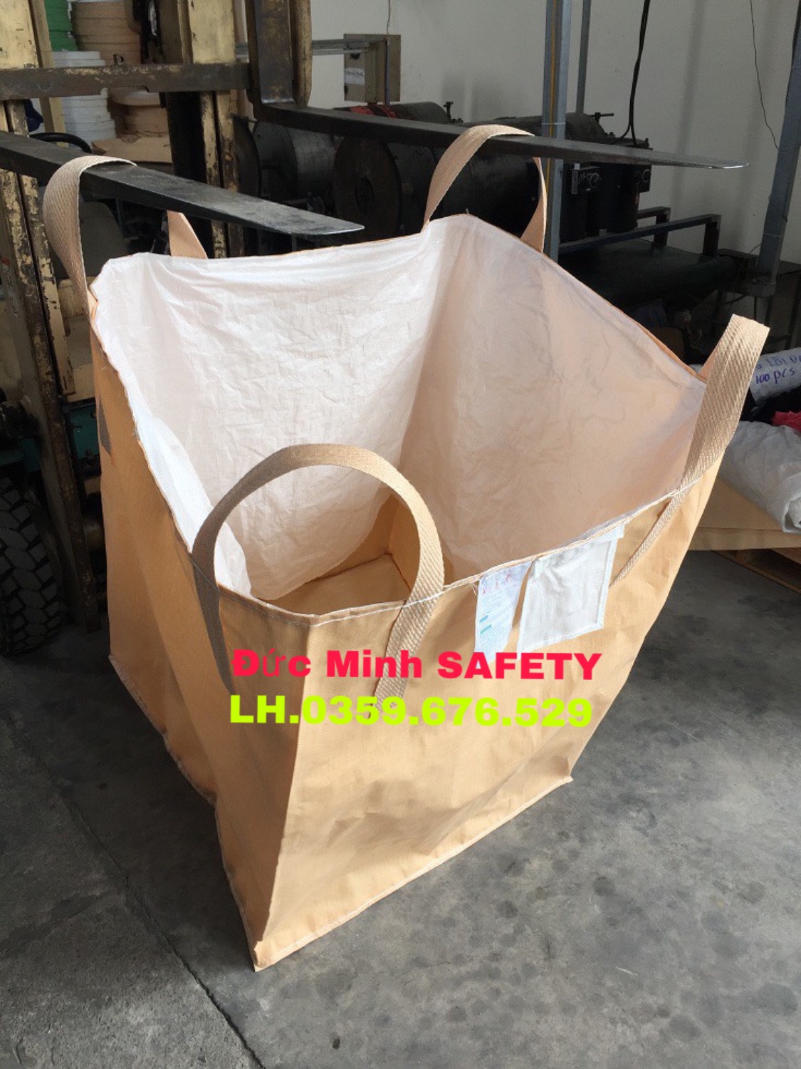 Bao tải cẩu hàng 1000kg,bao jumbo 1 tấn