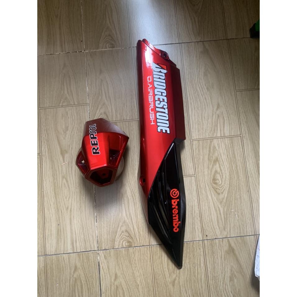 Ốp po và chụp đích pô xe winner V1 màu đỏ đô bóng