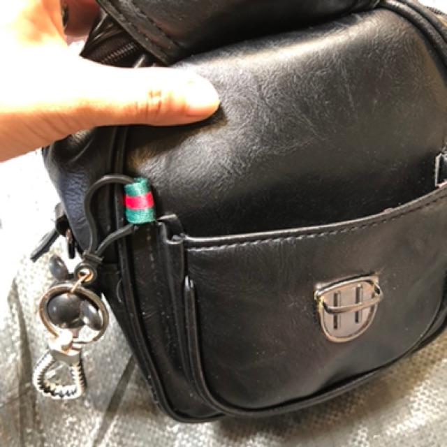 Balo đeo chéo kèm gấu da đẹp