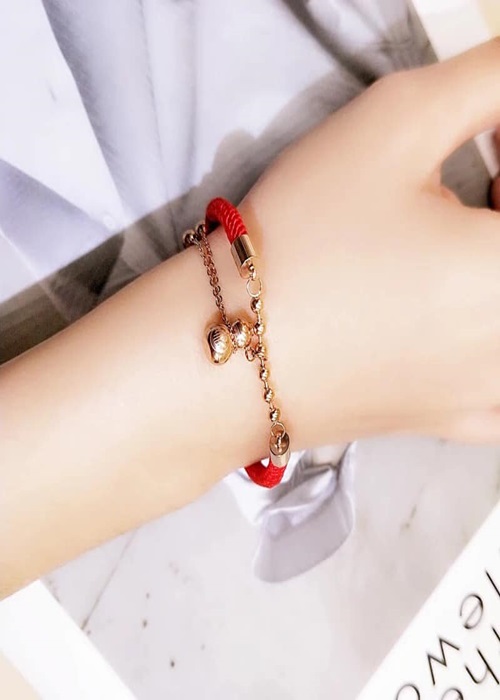 Lắc tay titan dây đỏ hồ lô tài lộc không phai không đen rỉ LT20