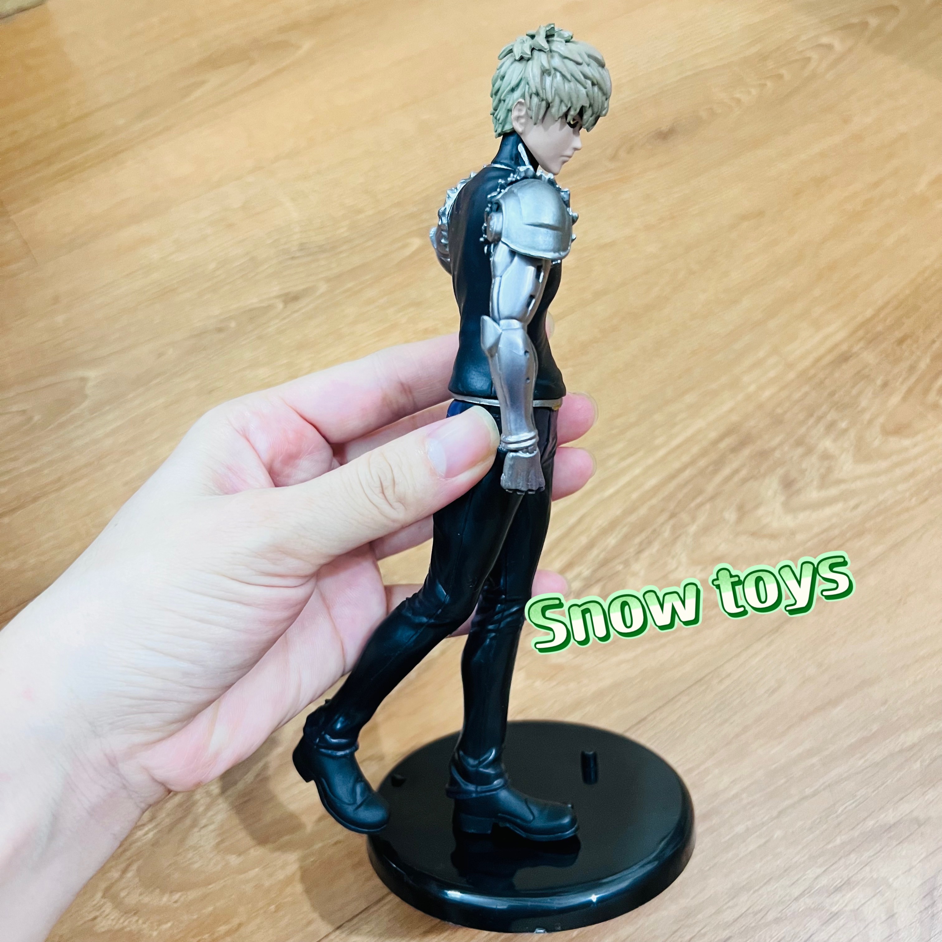 Mô hình One Punch Man - Mô hình Genos đệ tử của Saitama biệt danh Người máy hủy diệt - Cao 20cm