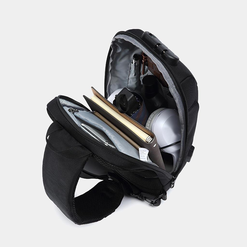 Anti Theft Sling Bag Chest Bag with USB Charging Port Lightweight Daypack Cross Body Large Capacity USB Charge Rucksack for Men Travel Hiking Cycling