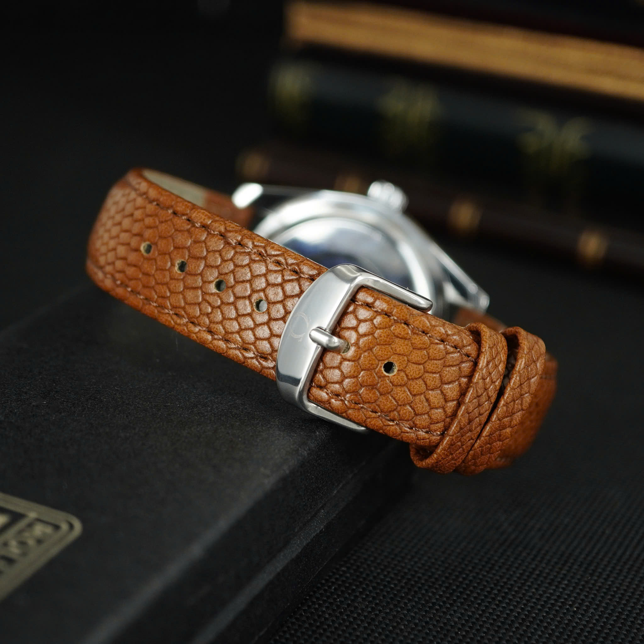 Đồng hồ đeo tay nữ OMEGA B403 MÁY PIN Hàng chính hãng