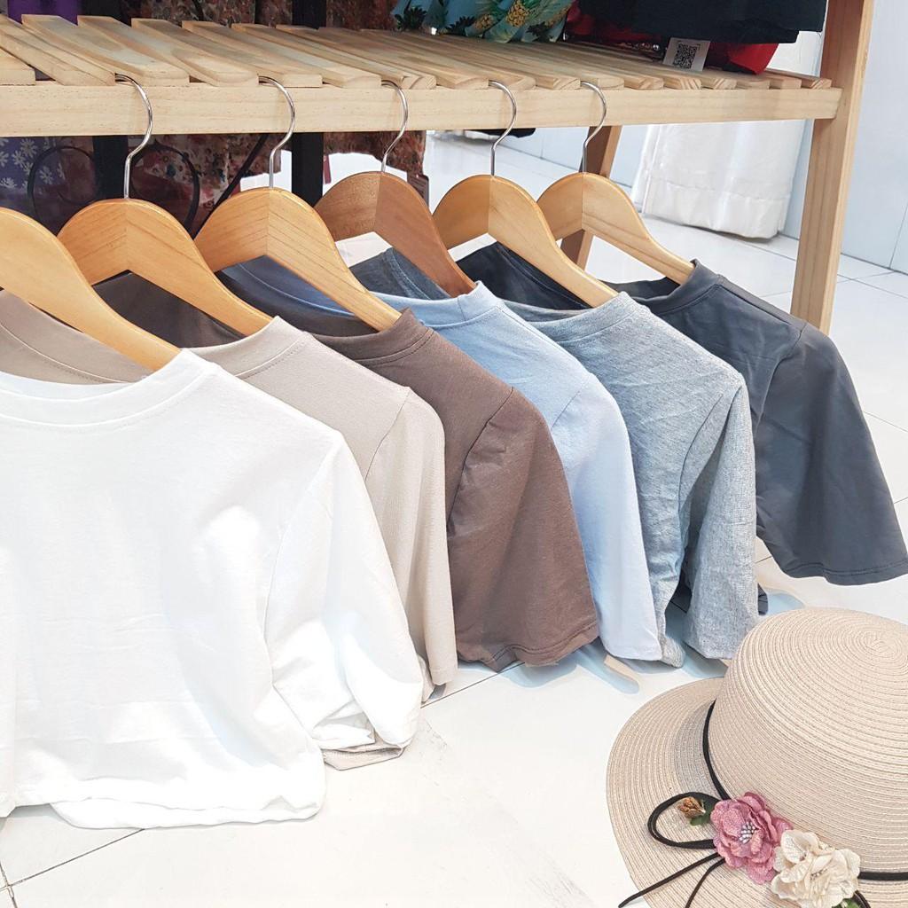 Áo thun croptop cổ tròn form suông bận thoải mái