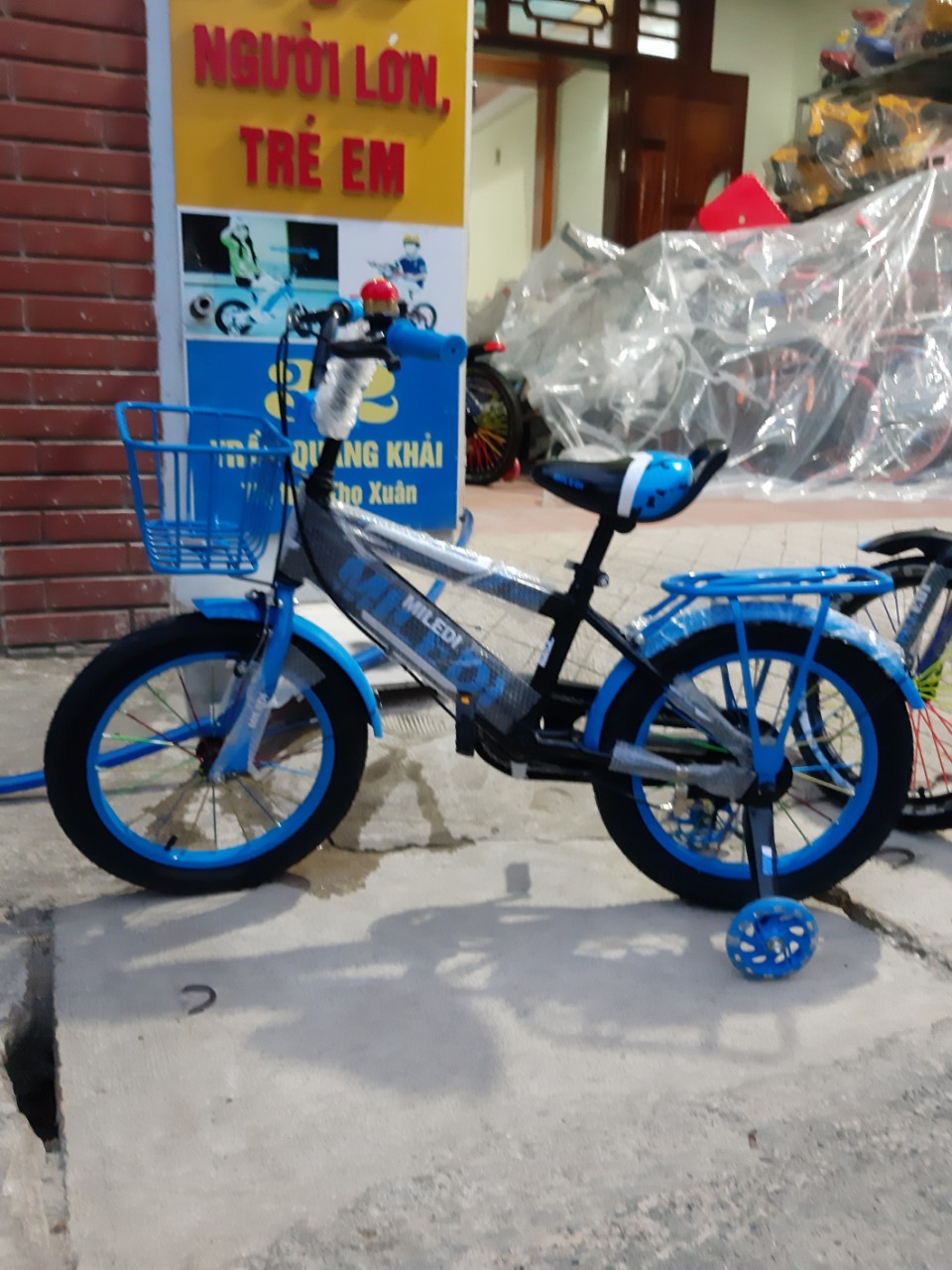 Xe đạp size 12 cho bé yêu