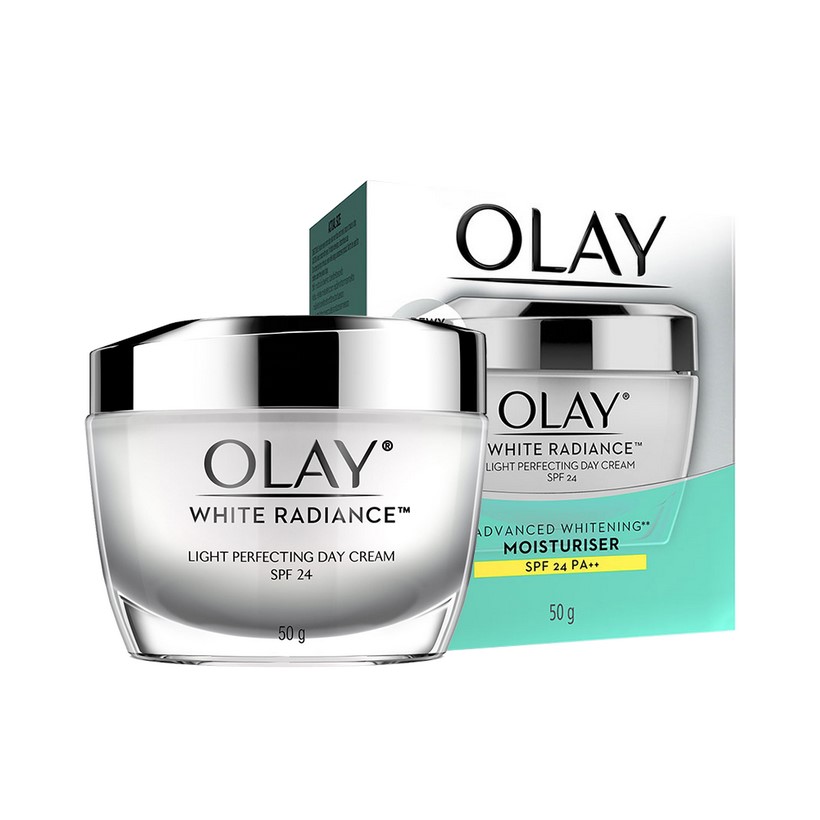 Bộ Sản Phẩm Olay White Radiance Dưỡng Trắng và Cấp Ẩm (Kem dưỡng trắng da ban ngày, Kem dưỡng trắng da ban đêm, Tinh chất dưỡng trắng da, Sữa rửa mặt)