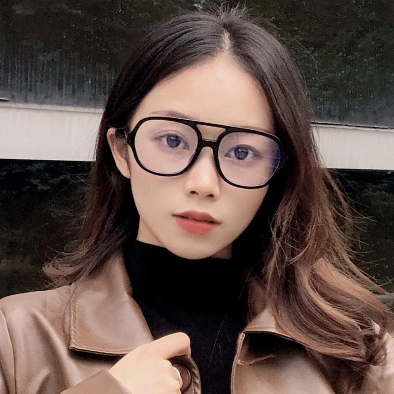 Kính mắt cho nữ thiết kế phong cách Hàn Quốc