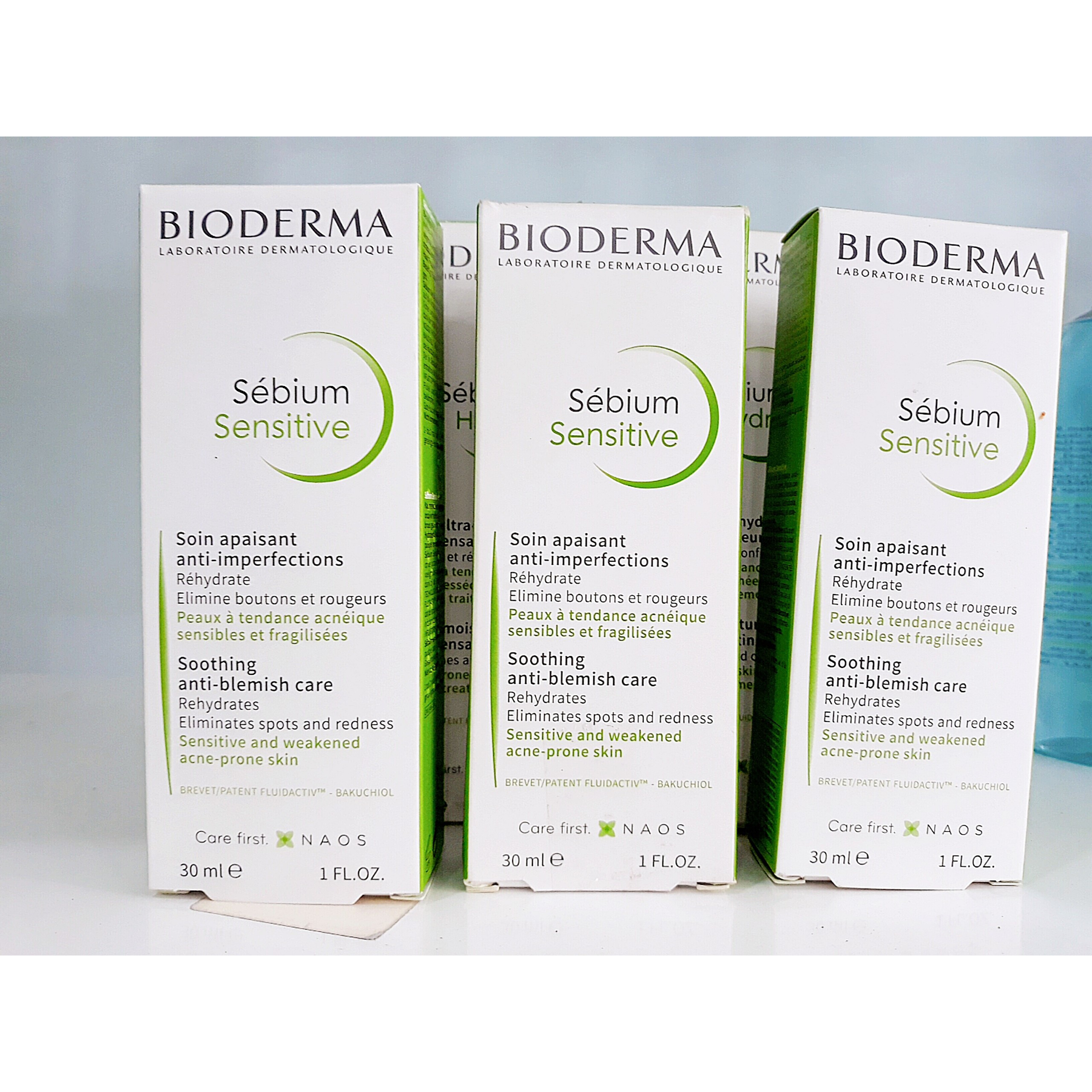 Kem Dưỡng Bioderma Sebium Sensitive 30ml Giúp Giữ Ẩm Và Ngăn Ngừa Mụn, Giảm Ửng Đỏ Dành Cho Da Bị Mụn, Yếu Và Nhạy Cảm + Tặng Kèm 1 Móc Khóa Hình Tour Eiffel Viền Đỏ