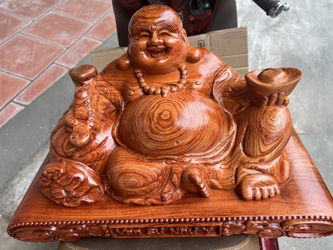 Tượng phật di lặc ngồi đế vàng bằng gỗ hương đá kt 50×30×28cm