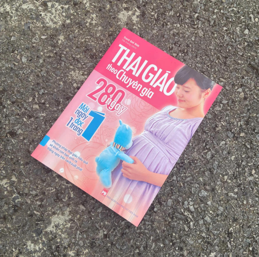 Sách - Thai Giáo Theo Chuyên Gia - 280 Ngày Mỗi Ngày Đọc Một Trang (Tái Bản 2025)