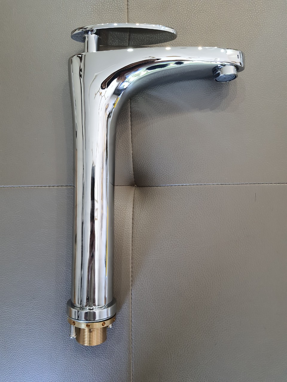 Vòi nóng lạnh chậu rửa mặt Lavabo, loại 1 lỗ thân cao, đồng mạ niken crome cao cấp