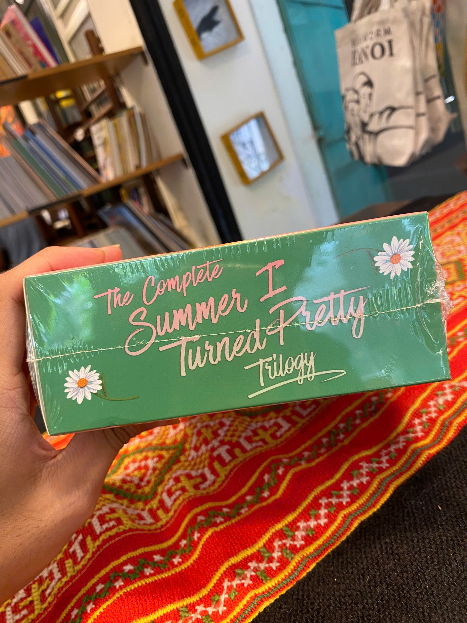 Sách - The Complete Summer I Turned Pretty Trilogy (Deluxe Boxed Set) | Romance / Young Adult in English /  Summer Reads / Ngoại văn Lãng mạn