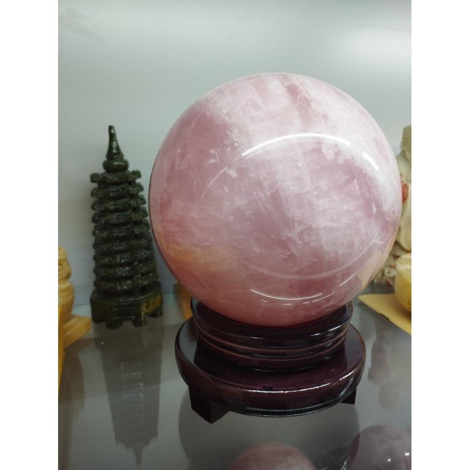 Quả Cầu, Bi Cầu Phong Thuỷ Đá Thach Anh Hồng Có Tặng Kèm Đế - Khối lượng 5.8 kg