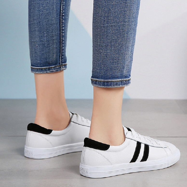 Women's Korean Casual Shoes Microfiber Leather Wild White Shoes