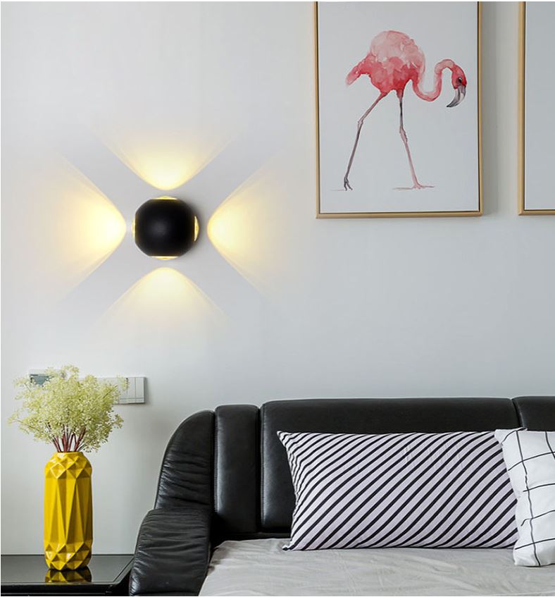 Đèn tường LED LOGIT nhỏ gọn, tiện dụng trang trí nội thất.