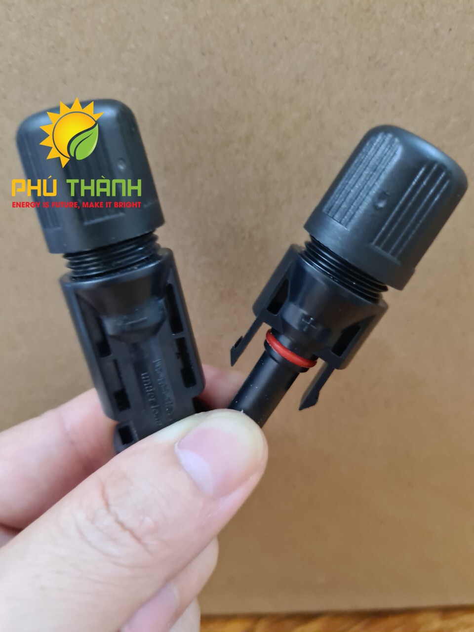 Jack kết nối MC4 thông dụng dùng cho năng lượng mặt trời Solar
