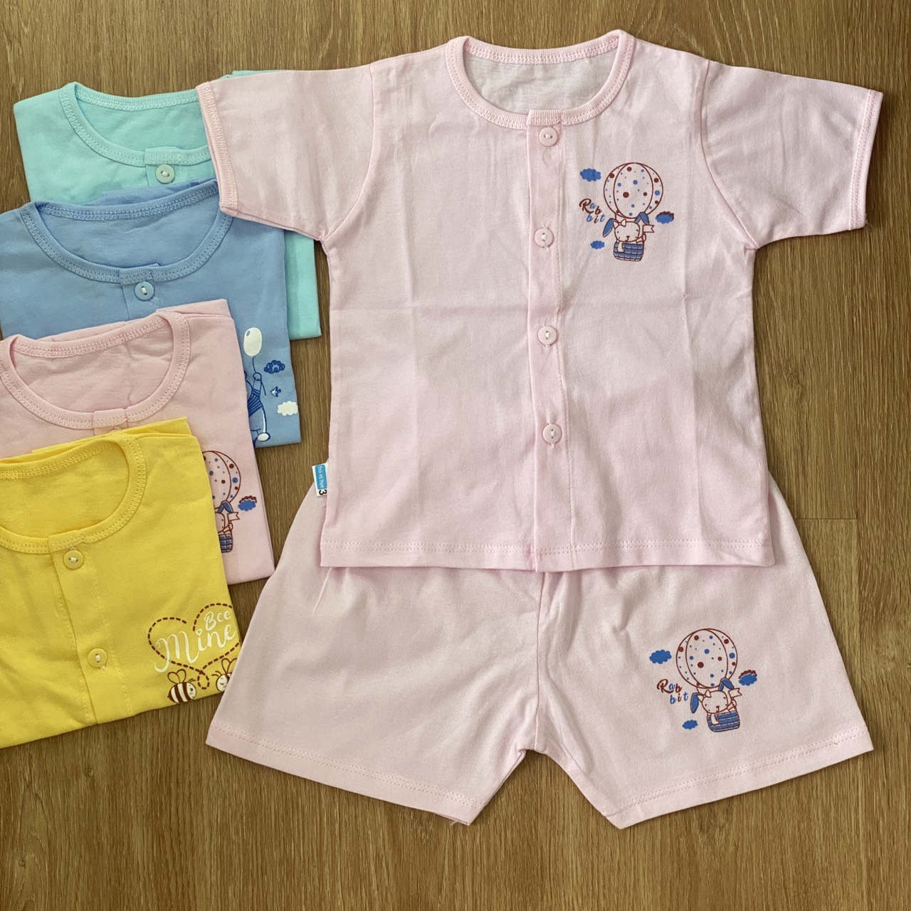 COMBO 3 Bộ quần áo sơ sinh cotton THT-FR GGY | Mẫu Tay Ngắn Cài Giữa Màu | Size 1 - 5 cho bé sơ sinh - 12 kg| Chất vải thun cotton 100% xịn, đẹp, mềm, họa tiết xinh | Hàng Việt Nam | quần áo trẻ em